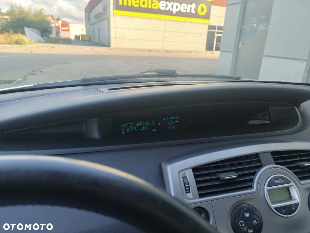 Renault Scenic - 6