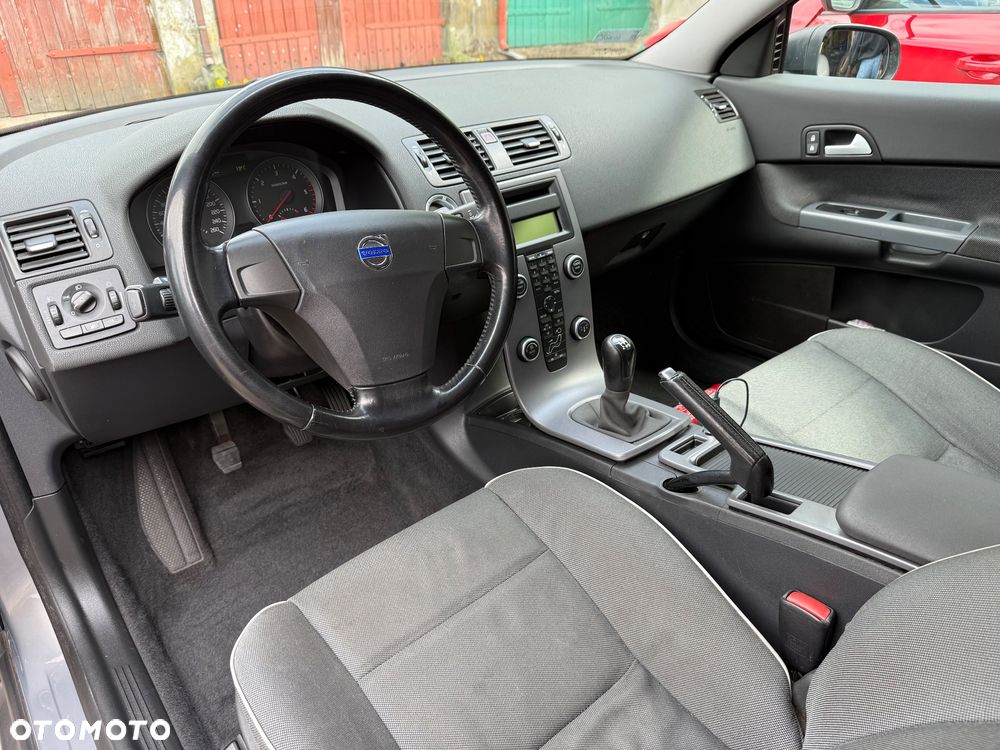 Volvo C30 1.6D - 10