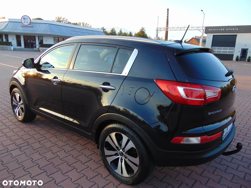 Kia Sportage - 16