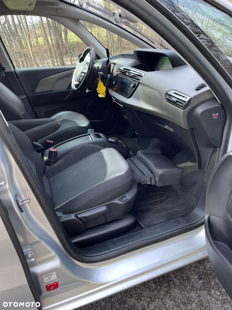 Citroën C4 Picasso 2.0 HDi FAP EGS6 Exclusive - 20