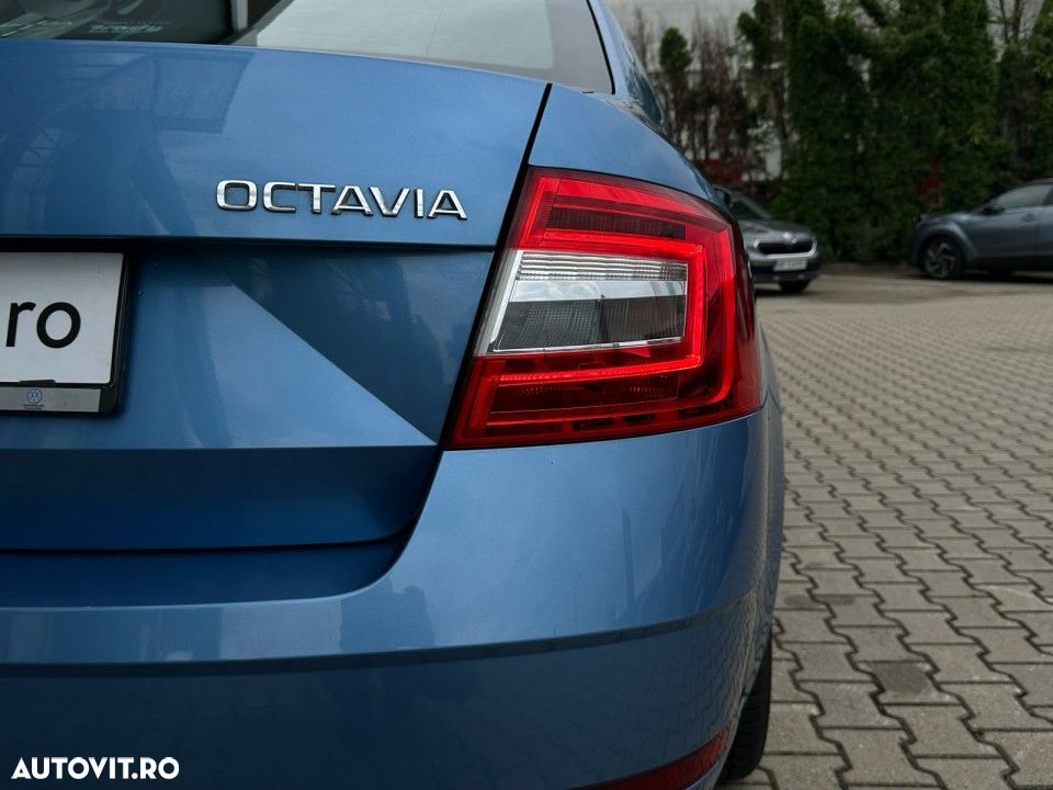 Skoda Octavia - 8