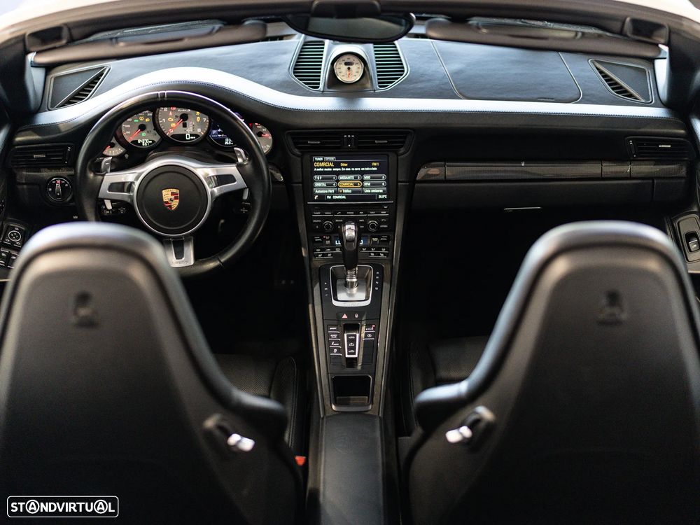 Porsche 911 (991) Turbo S Cabriolet - 42