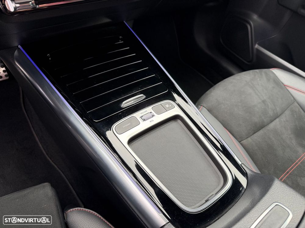 Mercedes-Benz GLA 180 d AMG Line - 18