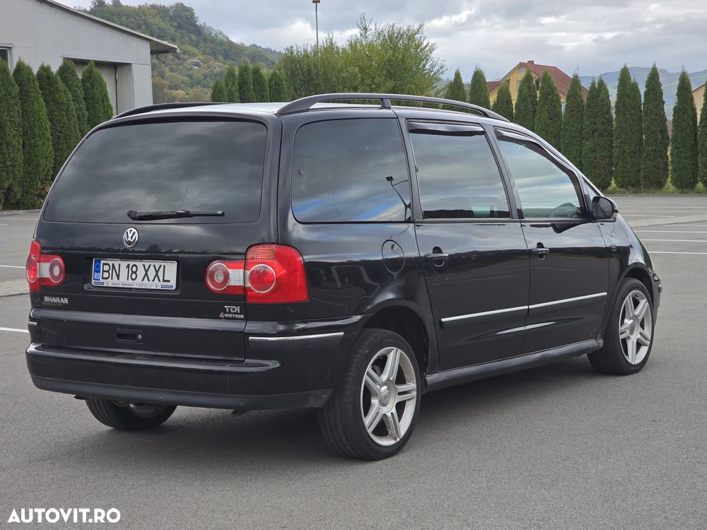 Volkswagen Sharan 1.9 TDI Comfortline Family - 4