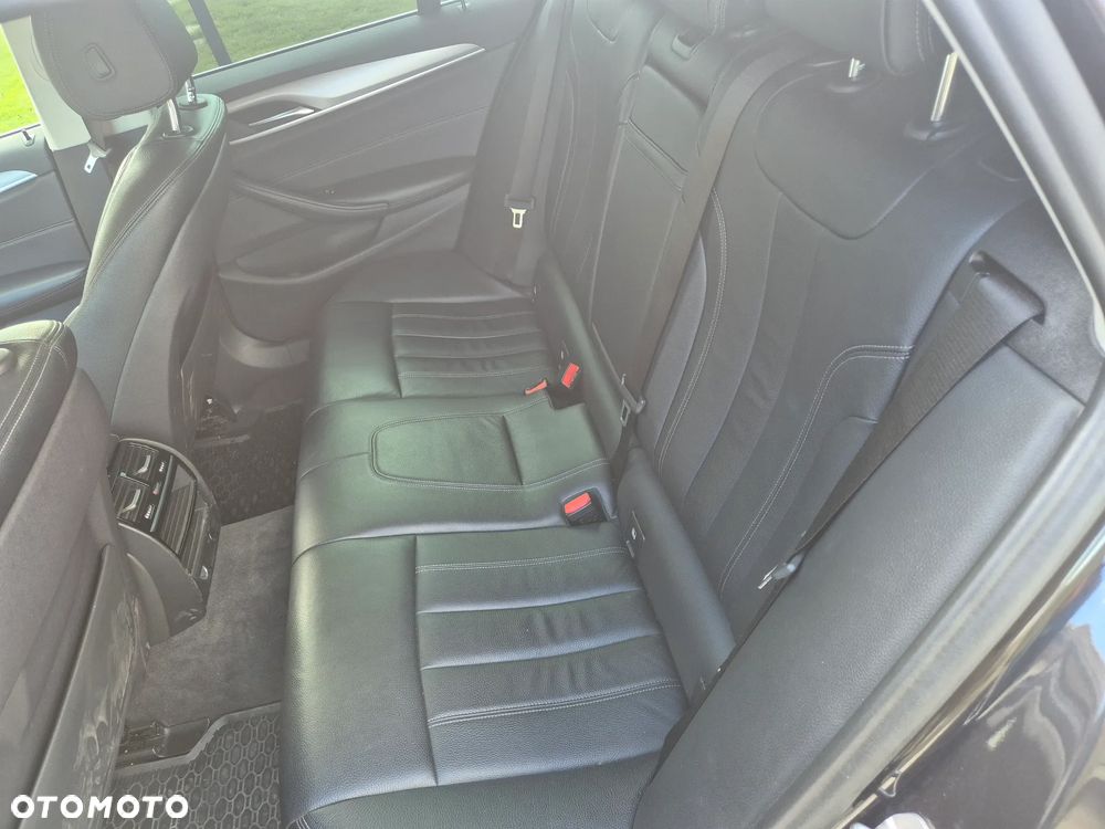 BMW Seria 5 520d - 8