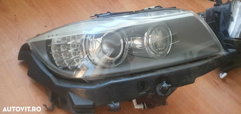 Far stanga dreapta BMW Seria 3 E90 E91 facelift LCI bixenon adaptive - 3