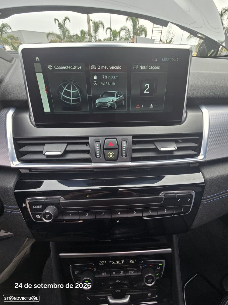 BMW 225xe Active Tourer - 26