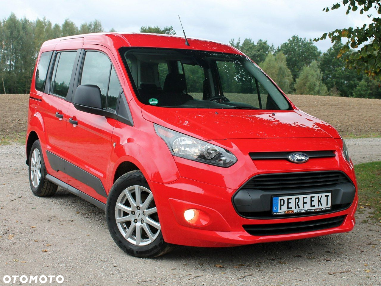Ford Tourneo Connect - 11