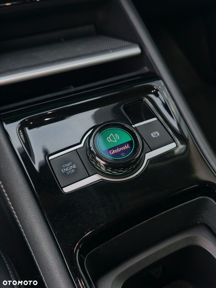 Volkswagen Tiguan - 29