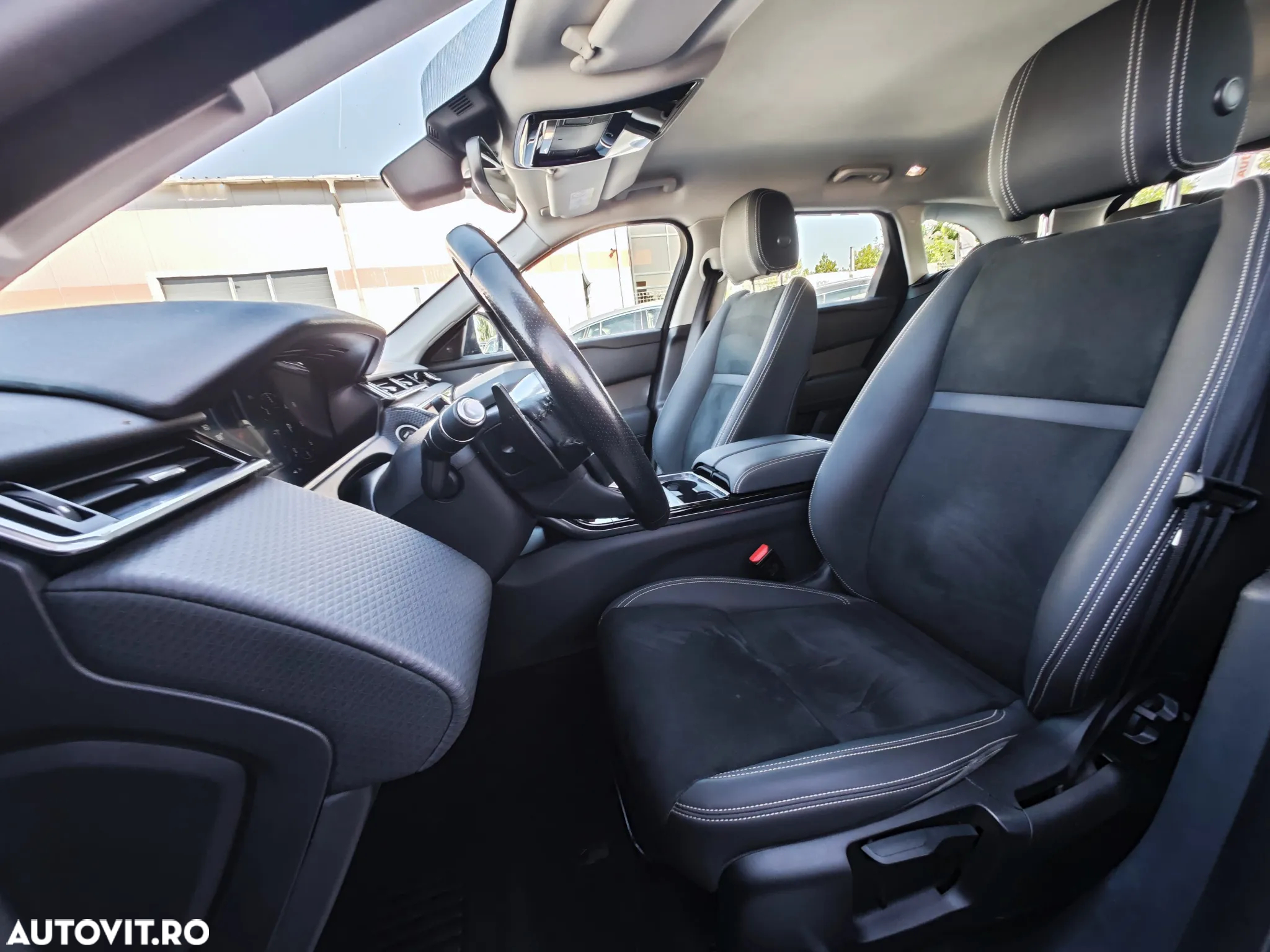 Land Rover Range Rover Velar 2.0 - 10
