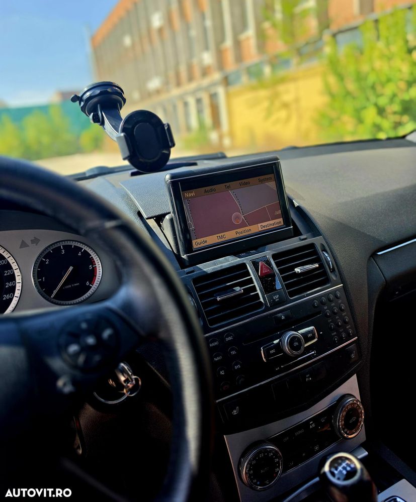 Mercedes-Benz C 220 CDI - 9