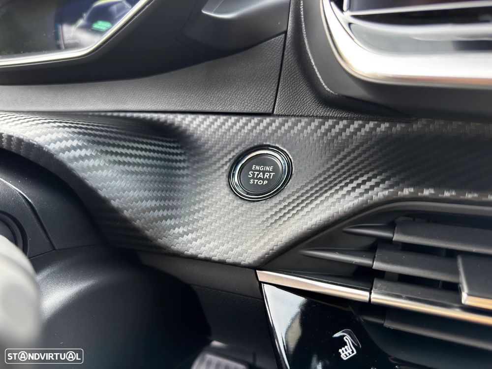 Peugeot e-208 Allure - 24