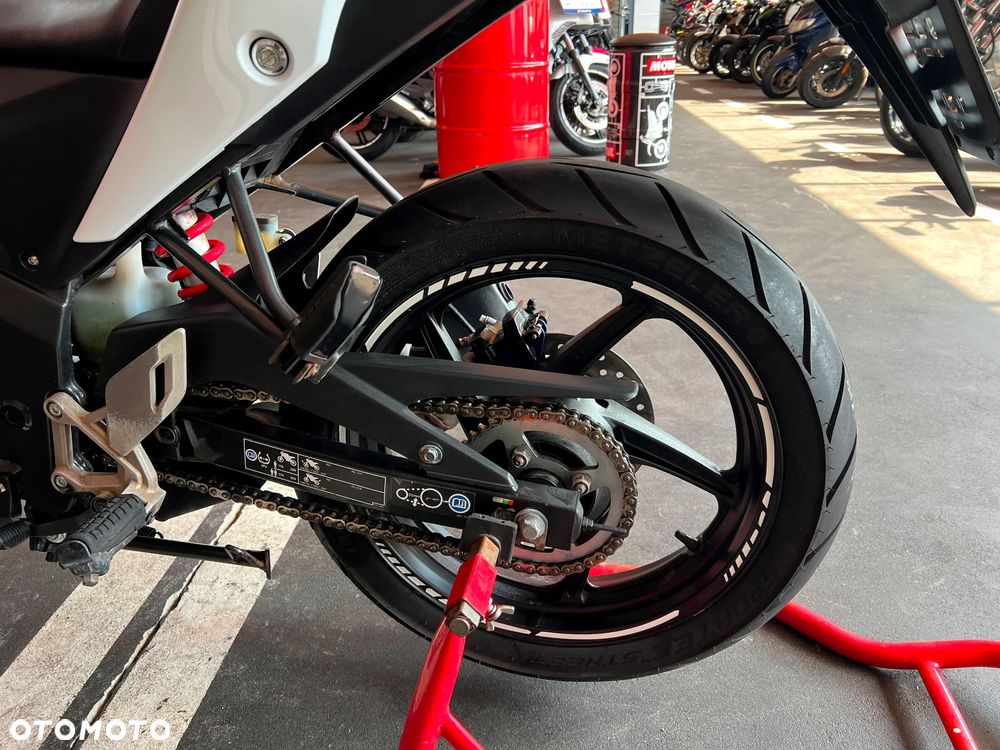 Honda CBR - 18