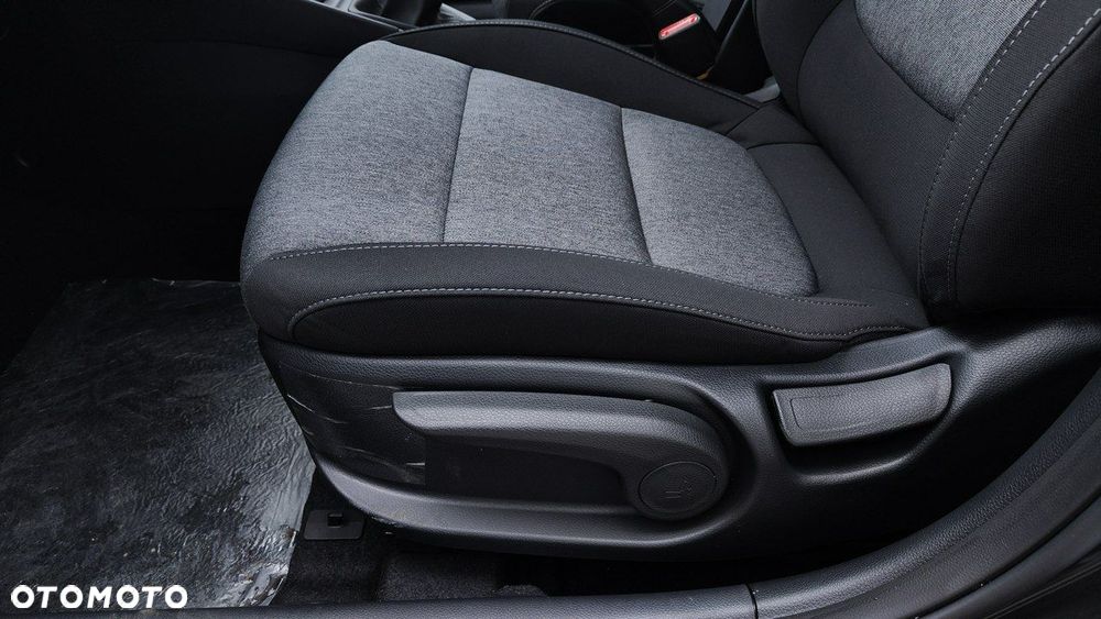 Kia Stonic - 10