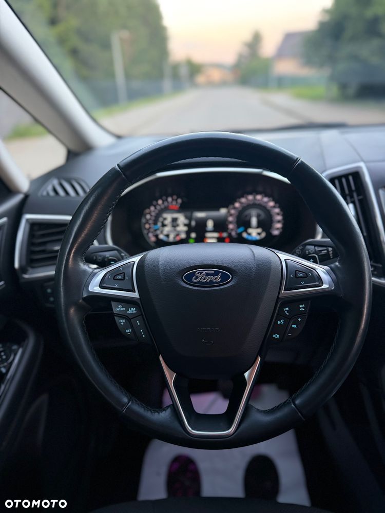 Ford S-Max 2.0 EcoBlue Titanium - 26