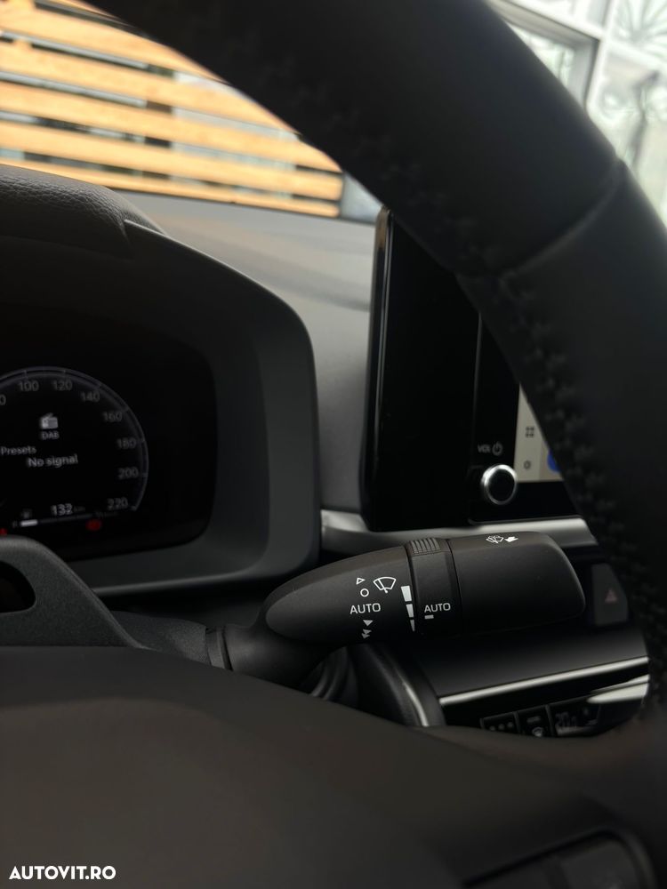 Toyota C-HR 1.8 HEV 140 CP 4x2 CVT Dynamic - 30