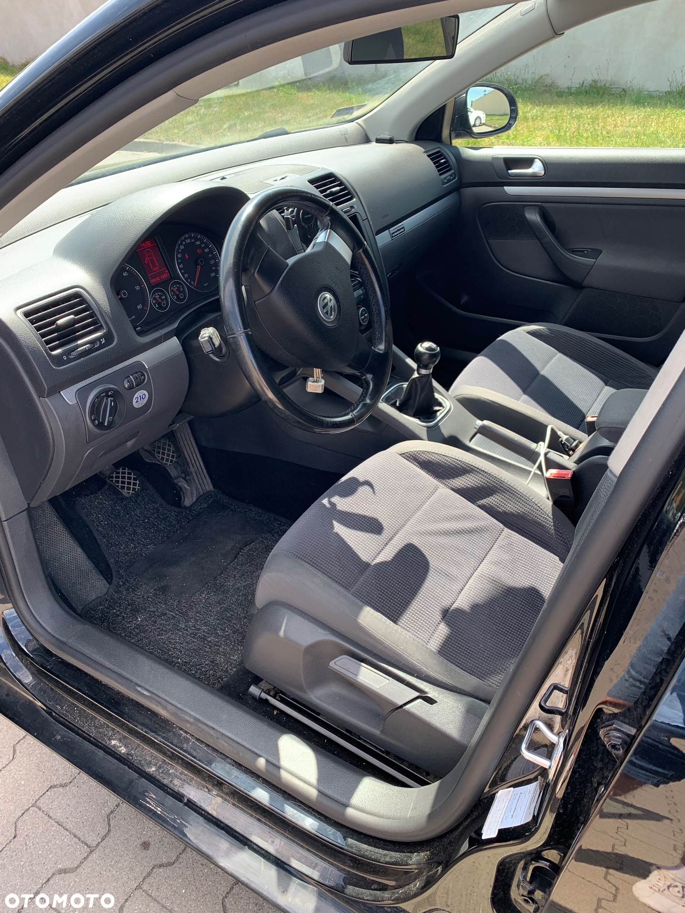 Volkswagen Golf - 15