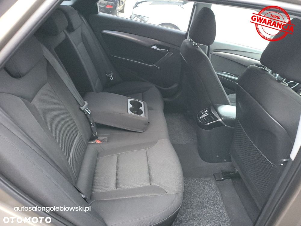 Hyundai i40 Kombi blue 1.6 Family+ - 23