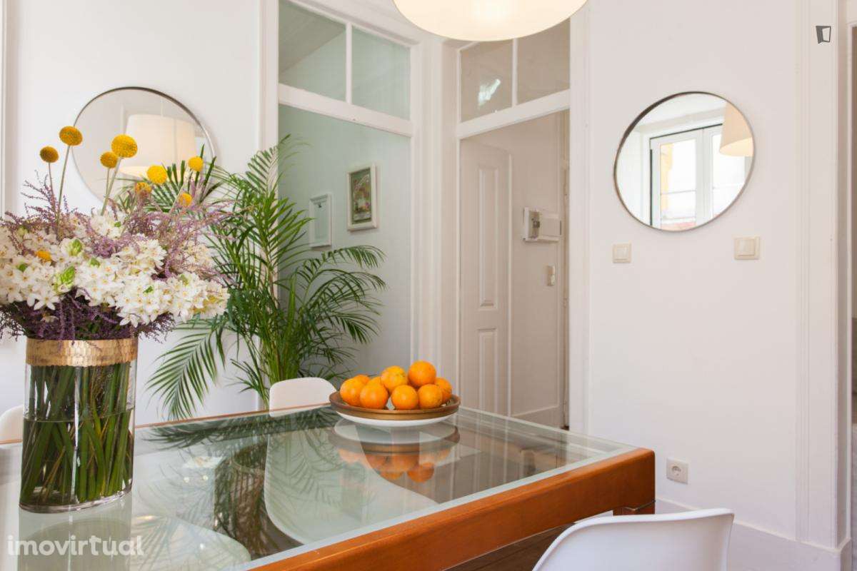 Apartamento com 3 quartos - localizado em Princípe Real Lisbon - Grande imagem: 3/26