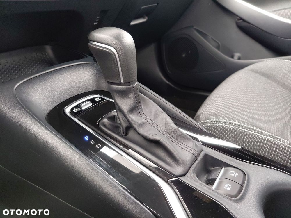 Toyota Corolla 1.8 Hybrid Comfort - 24