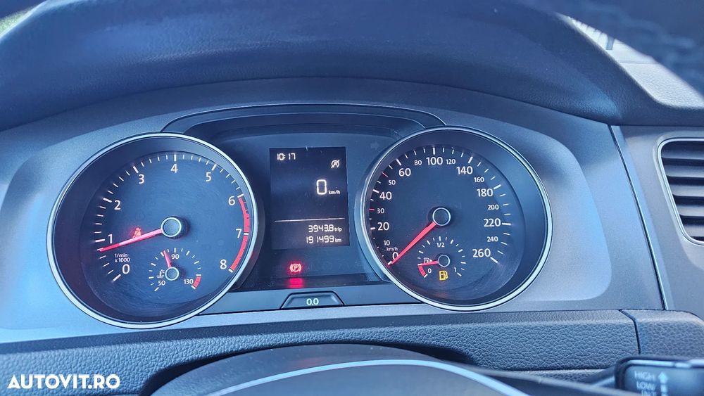 Volkswagen Golf 1.2 TSI BlueMotion Technology Comfortline - 24