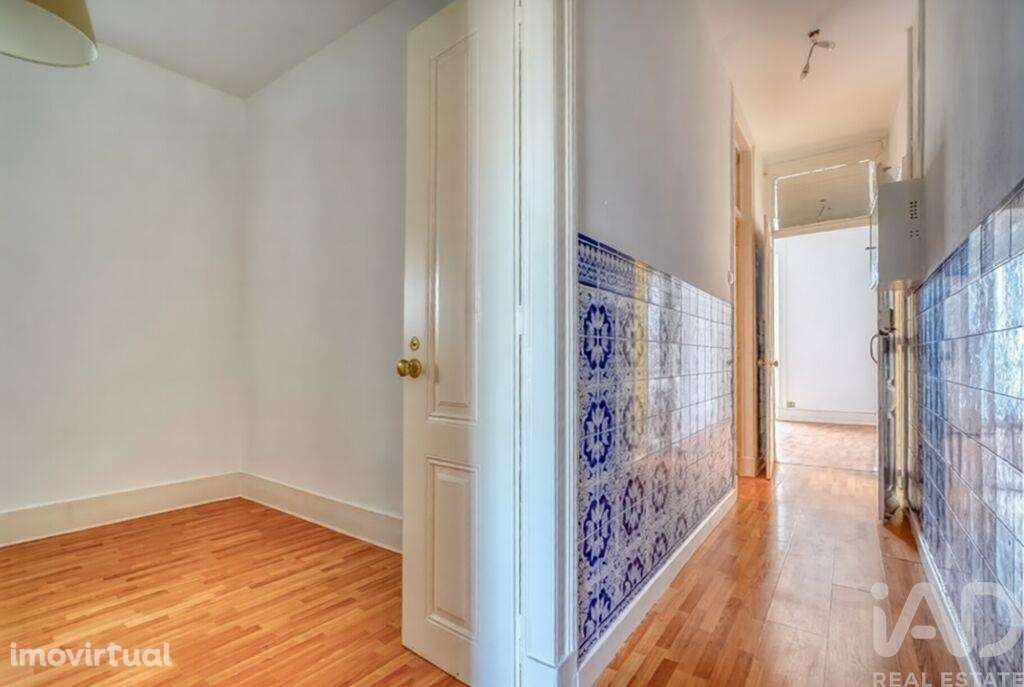 Duplex T5 em Santo António - Grande imagem: 2/17