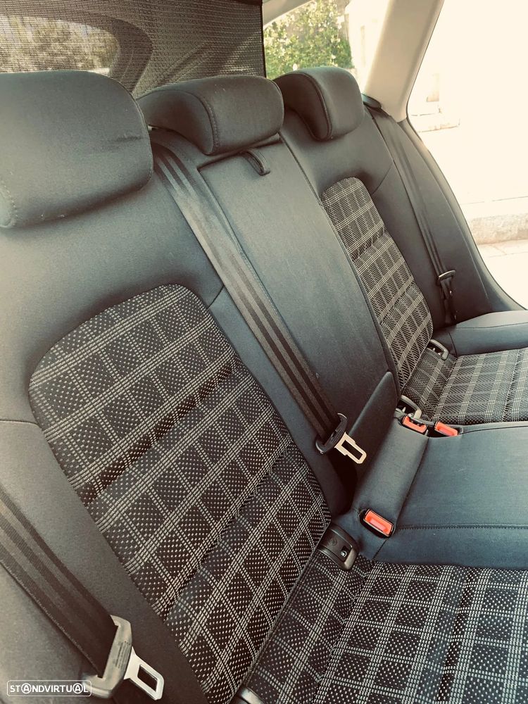 Audi A4 Avant 2.0 TDI DPF Attraction - 7