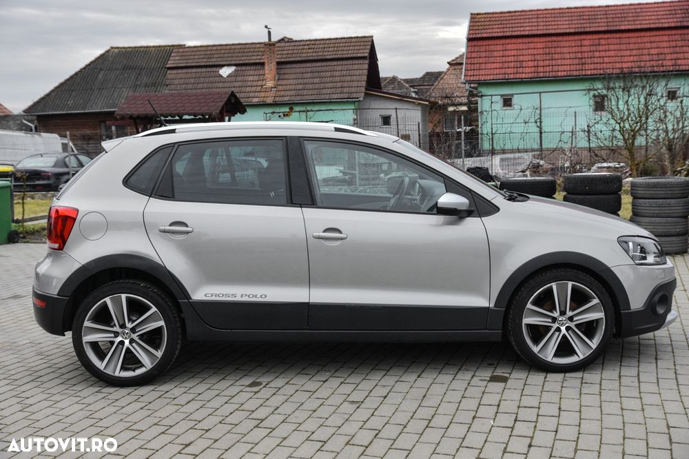 Volkswagen Polo 1.4 FSI Sportline - 12