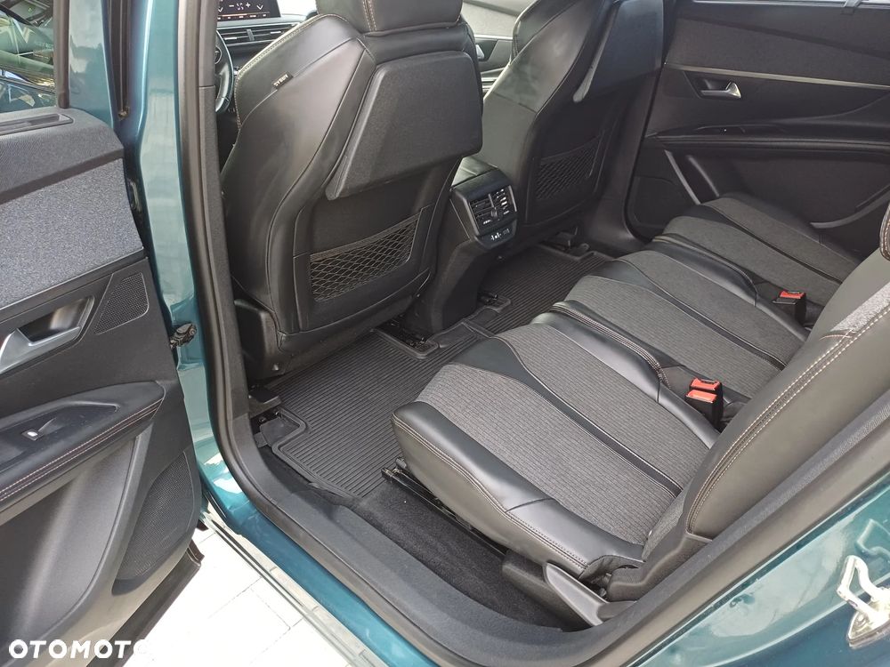 Peugeot 5008 - 14