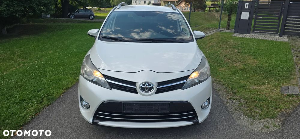 Toyota Verso 2.0 D-4D Premium 7os - 21