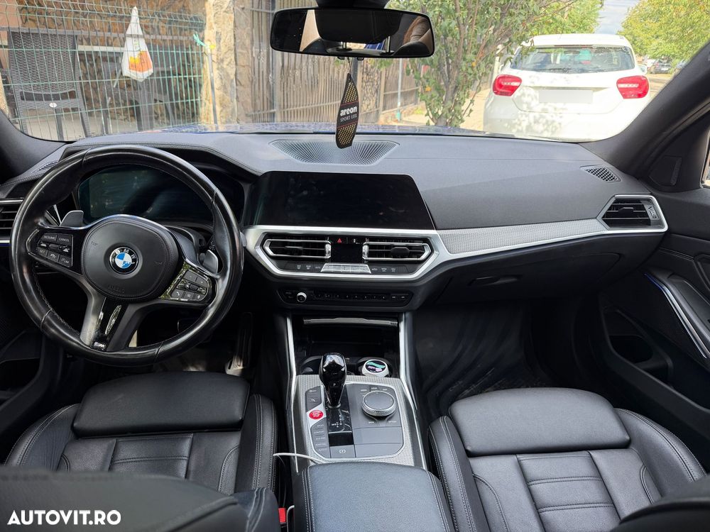 BMW Seria 3 330d xDrive AT MHEV - 8