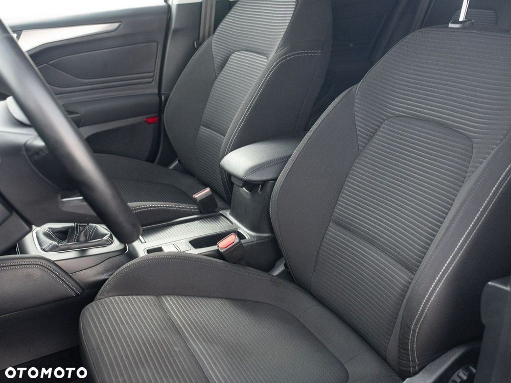 Ford Focus - 12