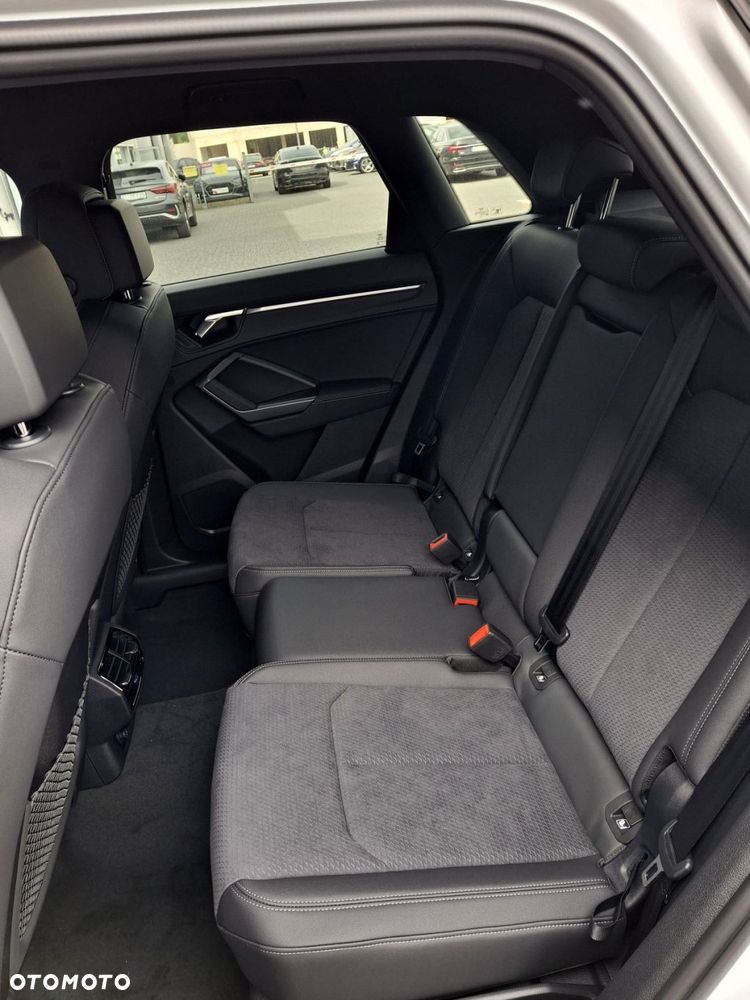 Audi Q3 - 13