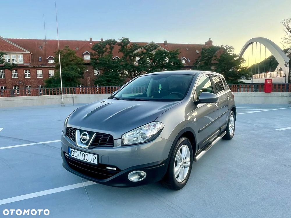 Nissan Qashqai - 1