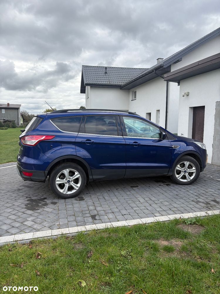 Ford Kuga 1.6 EcoBoost 4WD Titanium - 5