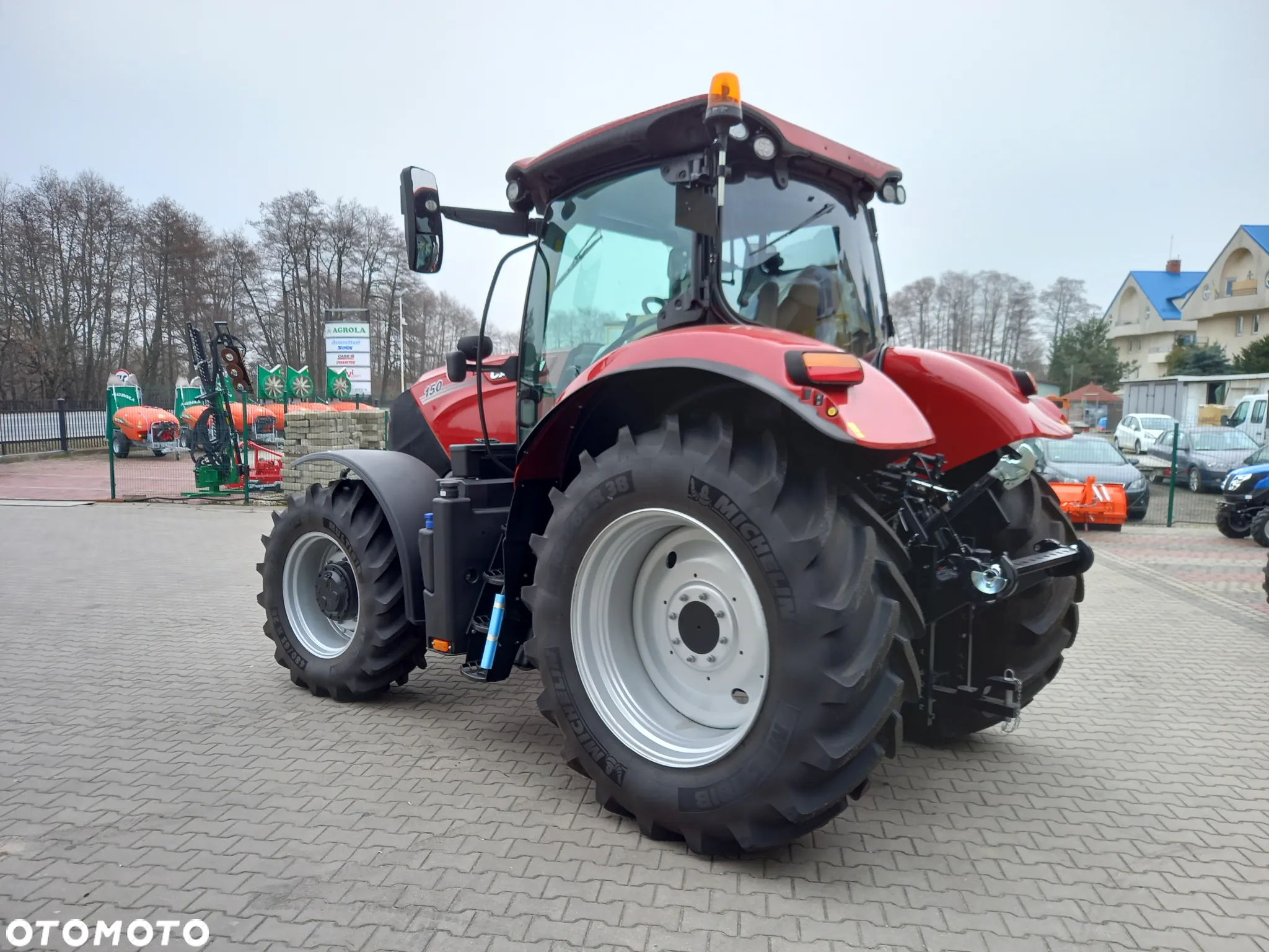 Case IH - 8