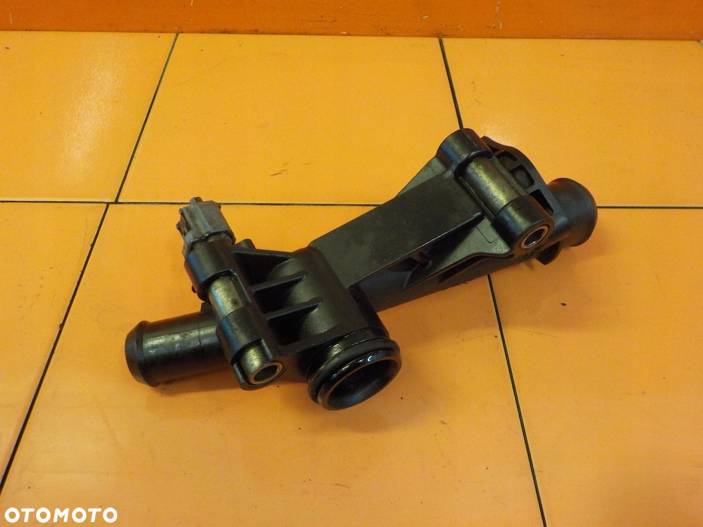 S60 V40 FOCUS 1.6 T3 ECOBOOST 13r 179KM B4164T krociec wody BM5G-8K556-EA - 2