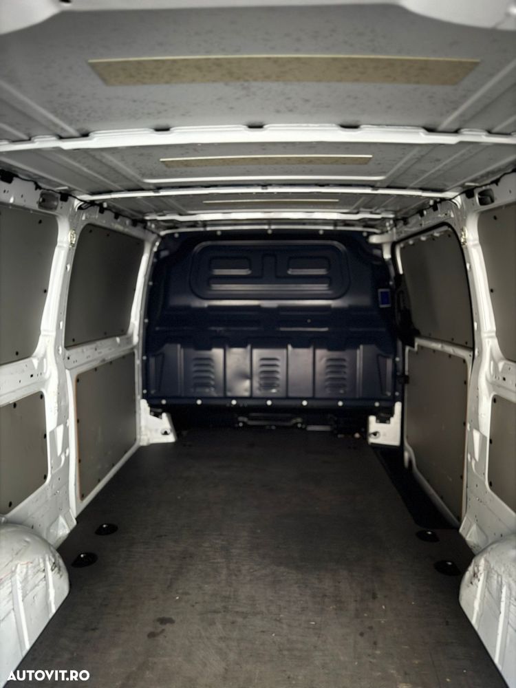 Mercedes-Benz Vito - 10