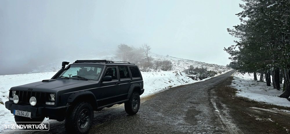 Jeep Cherokee 2.5 TD Sport - 3