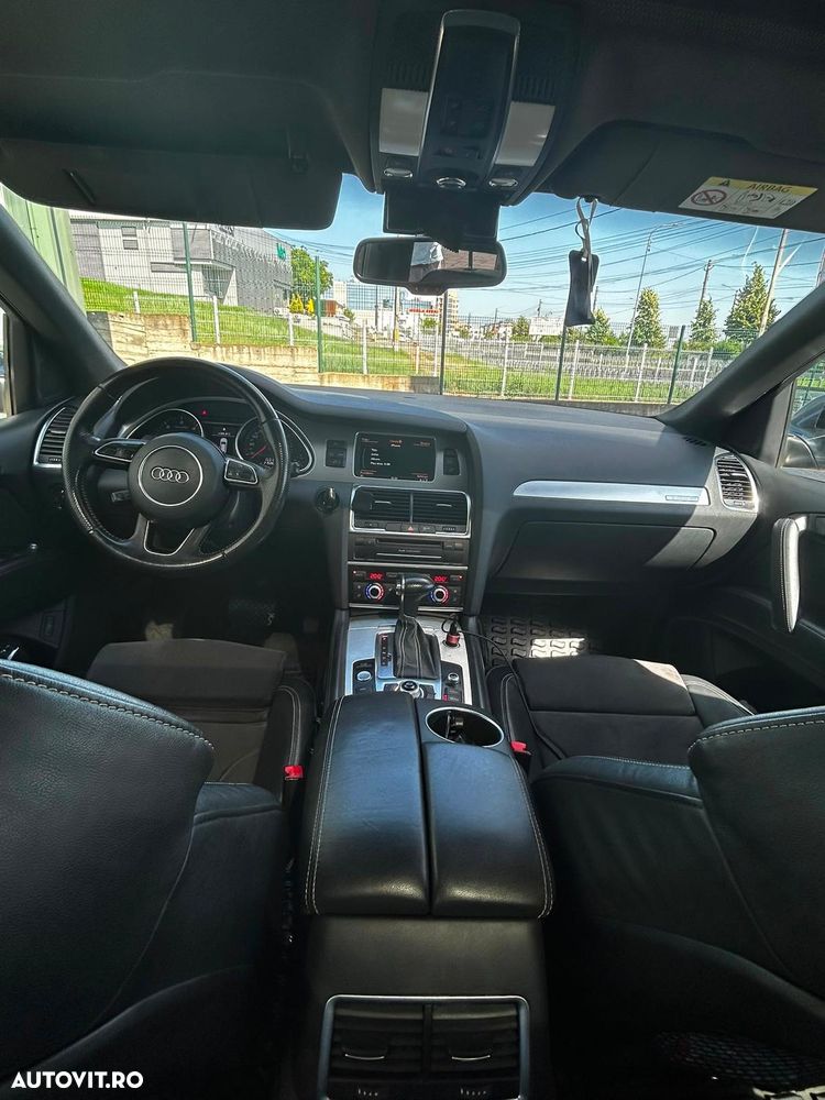 Audi Q7 - 7
