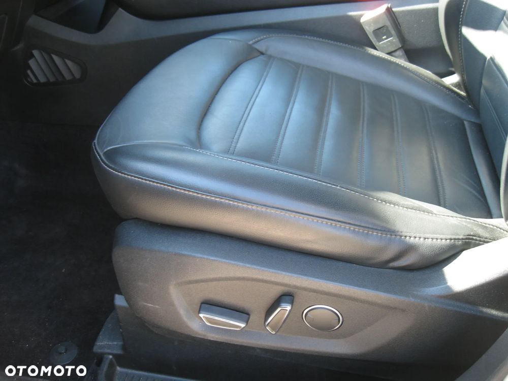 Ford Edge - 16