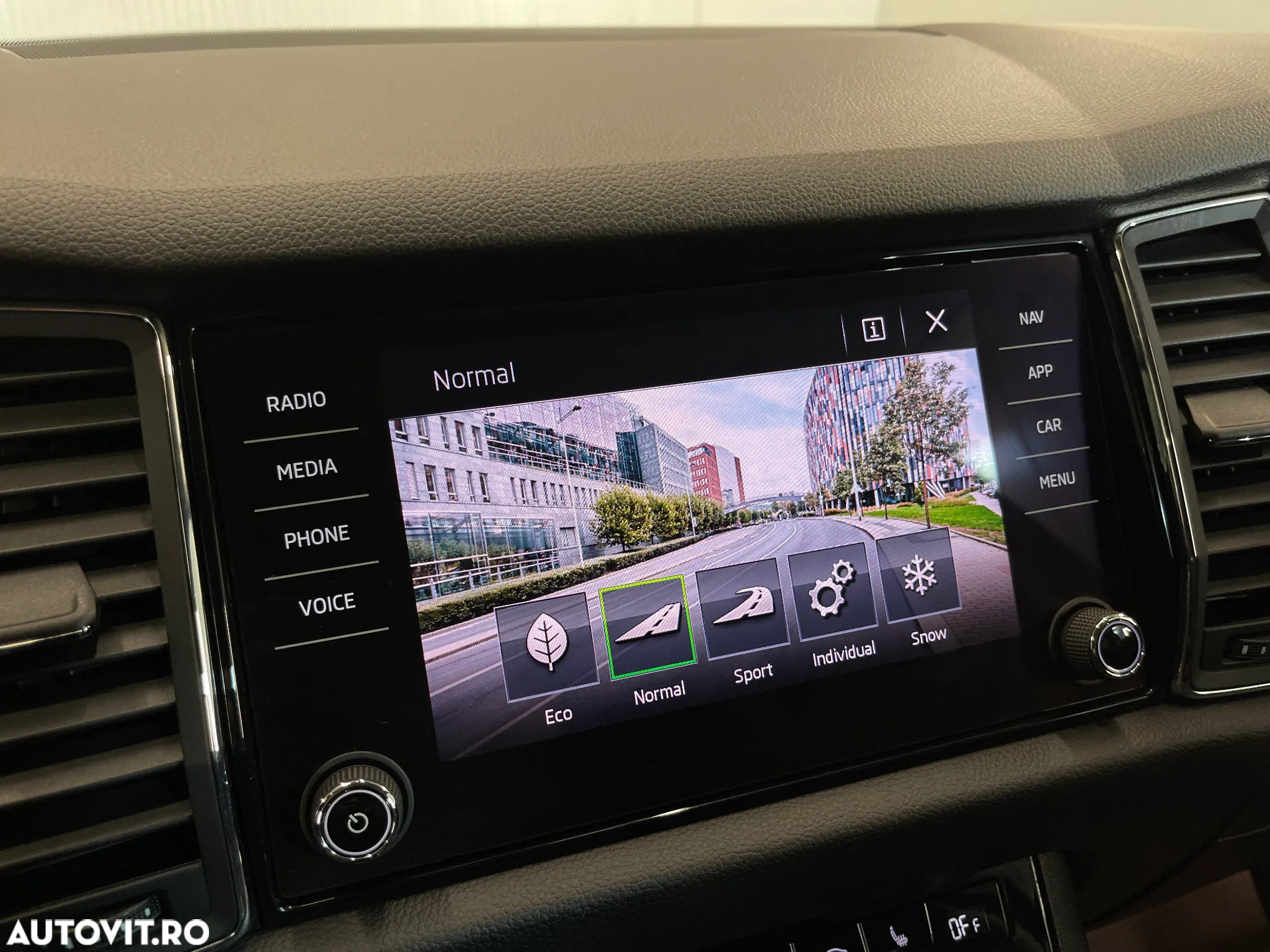 Skoda Kodiaq 2.0 TDI 4X4 DSG Style - 17