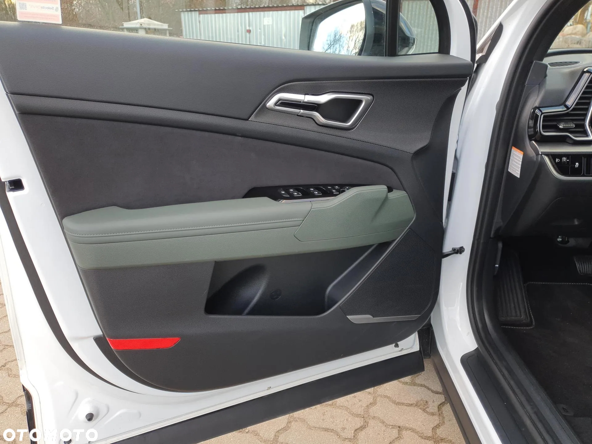 Kia Sportage 1.6 T-GDI MHEV Anniversary 2WD DCT - 11
