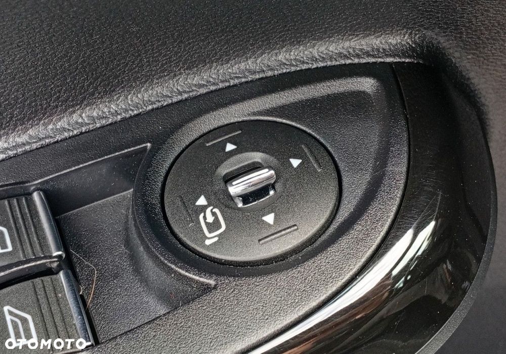 Ford B-MAX - 25