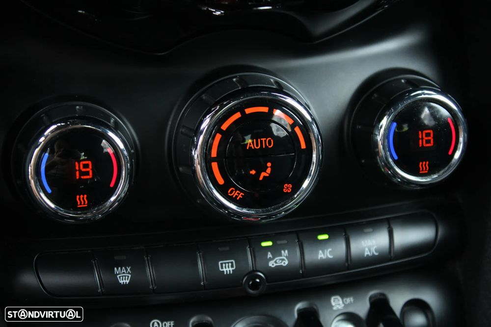 MINI 5 Portas Cooper D - 28