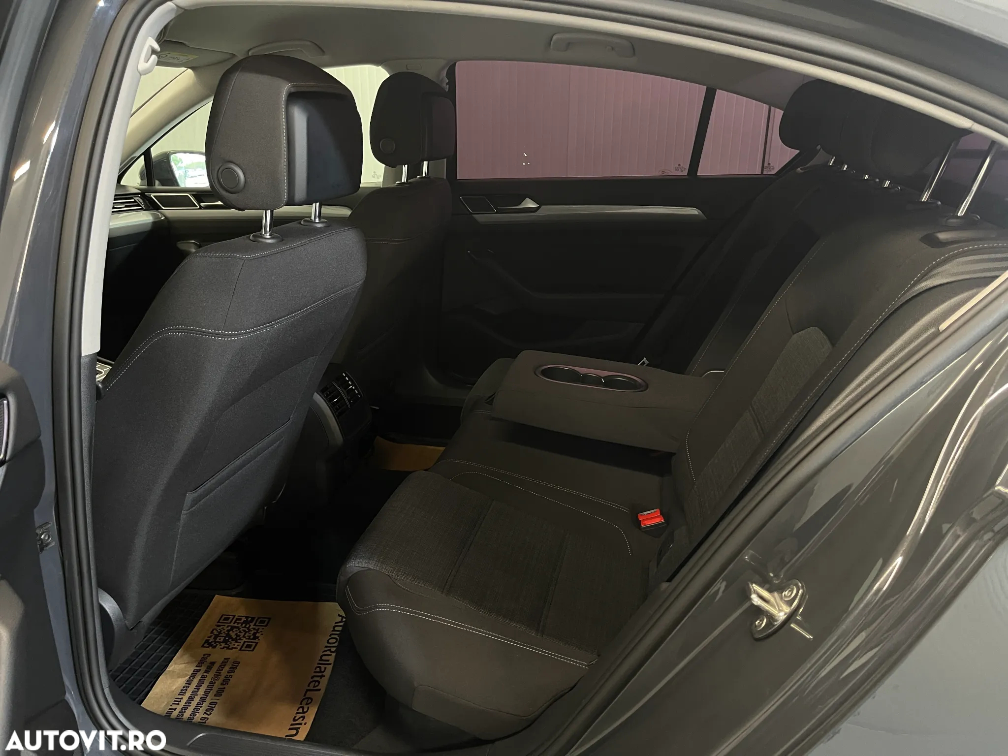 Volkswagen Passat 2.0 TDI DSG Comfortline - 10