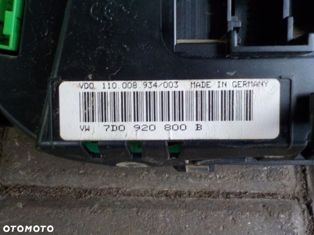 VW T4 2.5TDI LICZNIK PRĘDKOŚCIOMIERZ 7D0920800B ZESTAW - 6