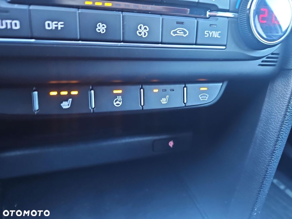 Kia ProCeed 1.6 T-GDI GT DCT - 27