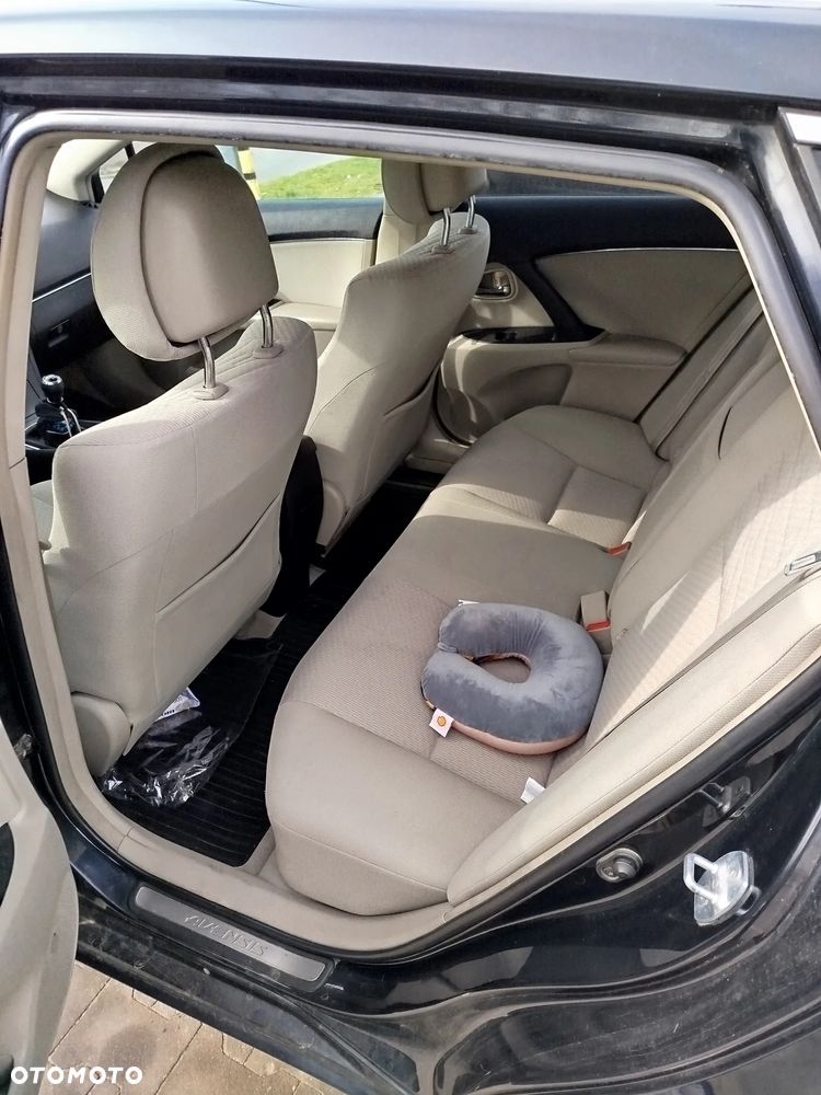 Toyota Avensis 2.0 D-4D Luna - 7