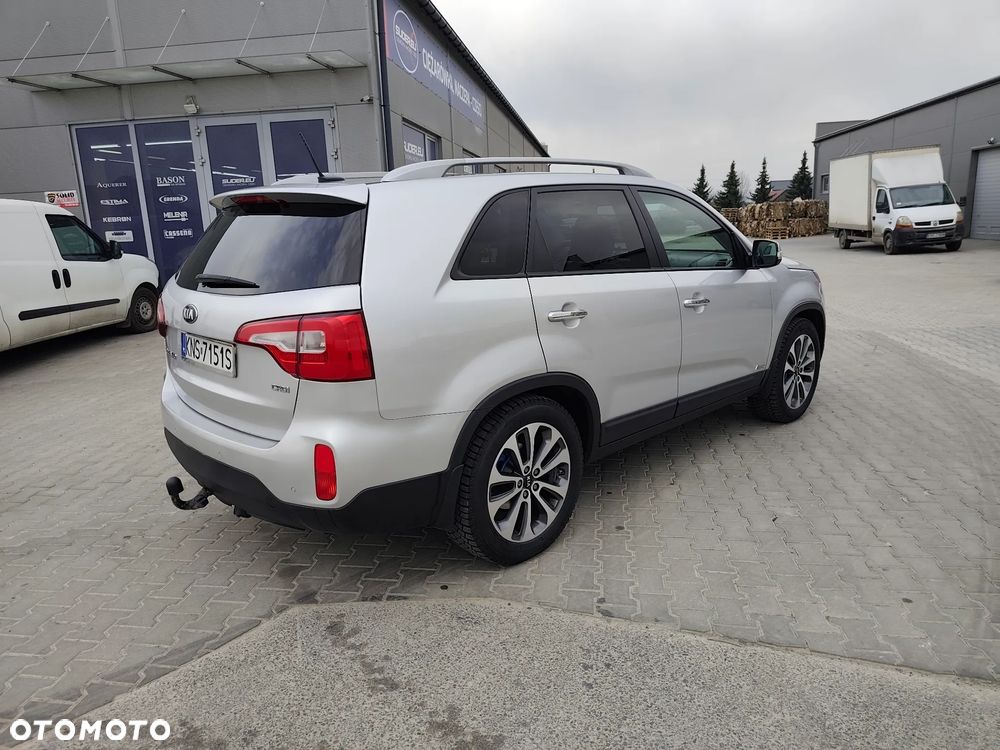Kia Sorento 2.2 CRDI XL 7os - 5